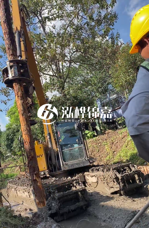 景德鎮(zhèn)河道清淤專業(yè)施工-狹窄河道挖機(jī)清理河道的方法？